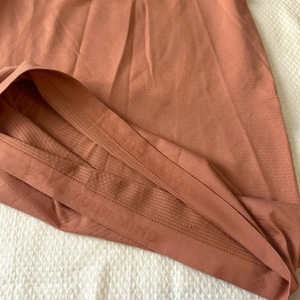 Lululemon Swiftly Tech Short Sleeve Shirt 2.0 - Pink Savannah SZ 4